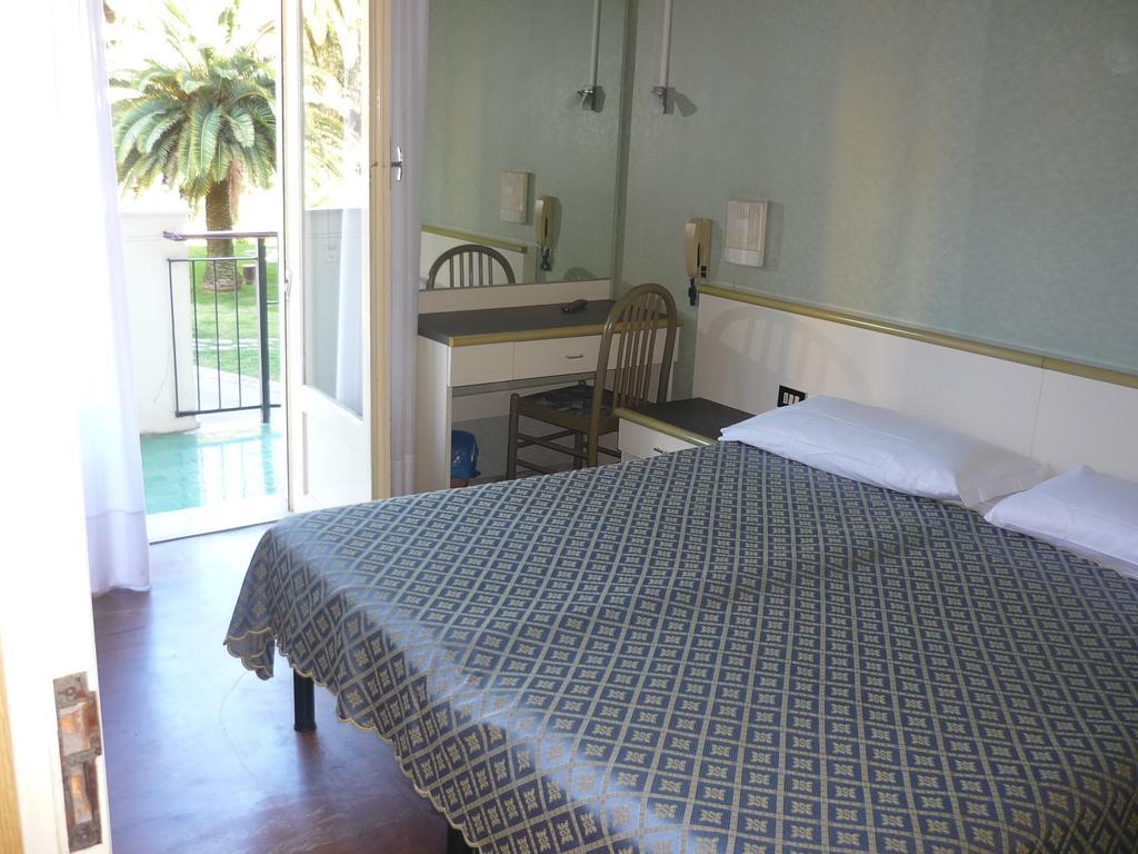 Hotel Europa Arma di Taggia Chambre photo